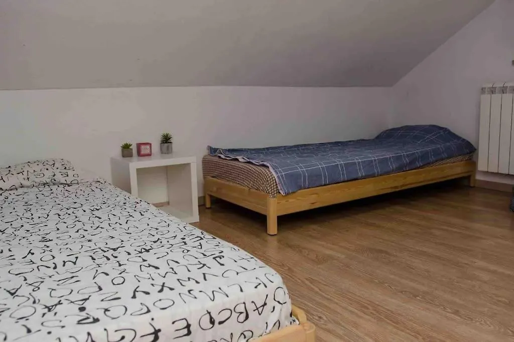 Lovely Vacation House In Old City Cres With Parking Apartment Croatia