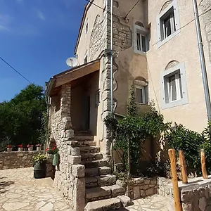 Kuca - Krcina Cres